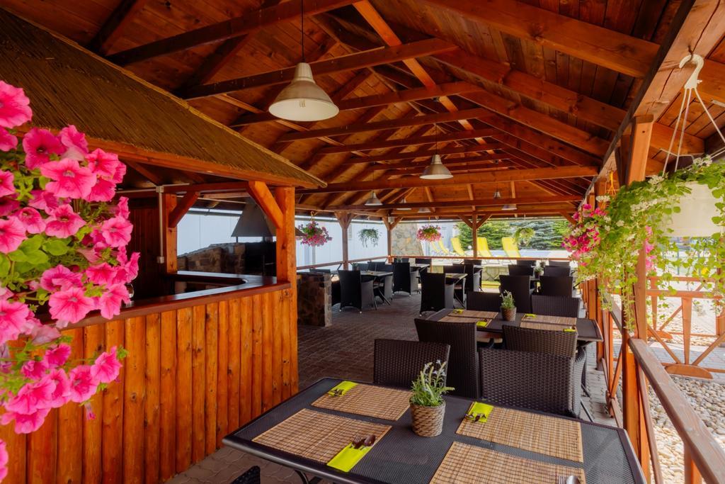Hotel Tenis Zvolen Exterior foto